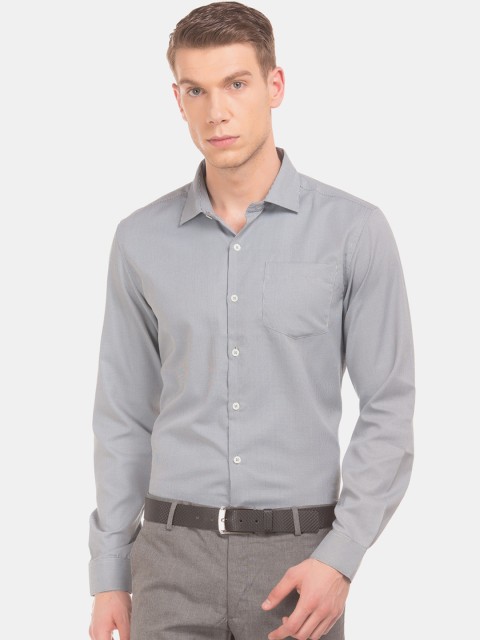 

Excalibur Men Grey Slim Fit Solid Formal Shirt