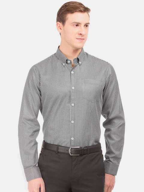 

Excalibur Men Grey & White Slim Fit Striped Formal Shirt