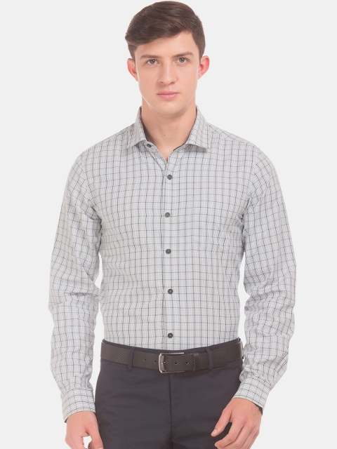 

Excalibur Men Grey & White Slim Fit Checked Formal Shirt