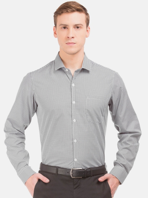 

Excalibur Men White & Black Slim Fit Checked Formal Shirt