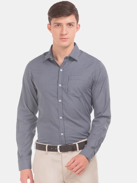 

Excalibur Men Blue & White Slim Fit Checked Formal Shirt
