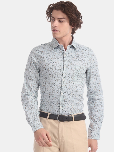

Excalibur Men Grey & White Slim Fit Printed Semiformal Shirt