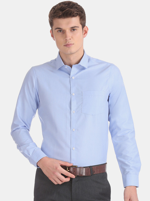 

Excalibur Men Blue Regular Fit Solid Formal Shirt