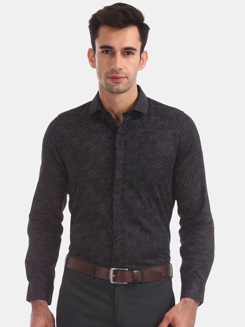 

Excalibur Men Black Skinny Fit Printed Formal Shirt