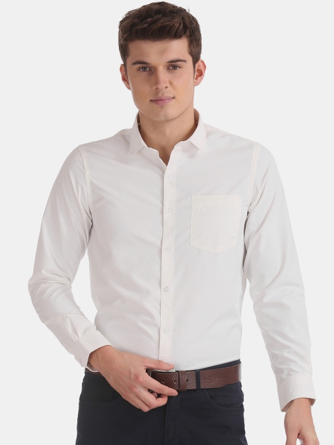 

Excalibur Men White Regular Fit Solid Formal Shirt
