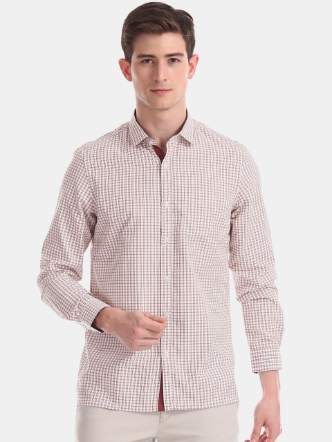 

Excalibur Men White & Brown Slim Fit Checked Casual Shirt