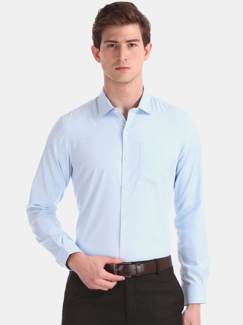 

Excalibur Men Blue Regular Fit Solid Formal Shirt