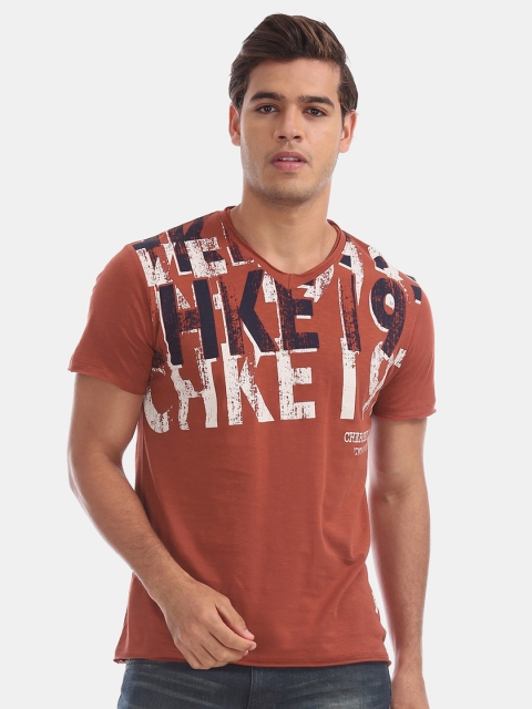 

Cherokee Men Rust Red Printed V-Neck T-shirt