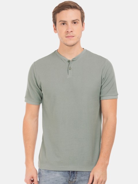 

Cherokee Men Grey Textured Henley Neck T-shirt