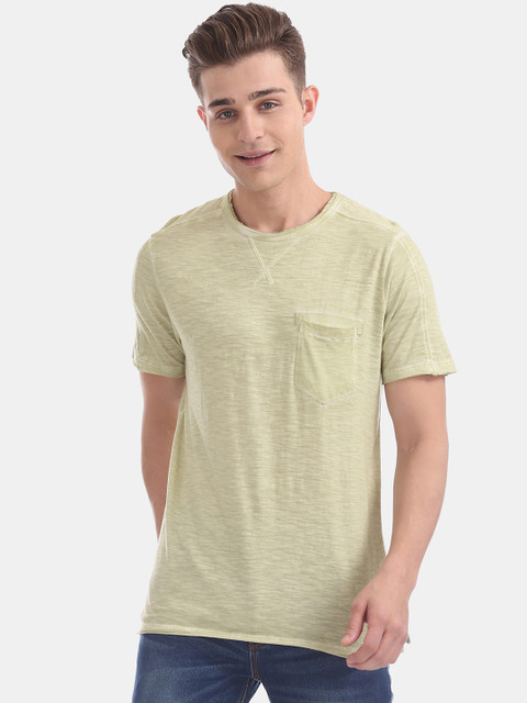 

Cherokee Men Yellow Solid Round Neck T-shirt