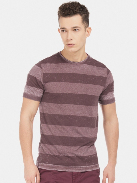 

Cherokee Men Maroon Heathered Striped Round Neck T-shirt