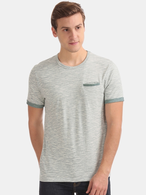 

Cherokee Men Green Self Design Round Neck T-shirt