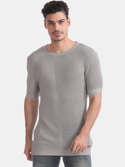 

Cherokee Men Grey Self Design Round Neck Pure Cotton T-shirt