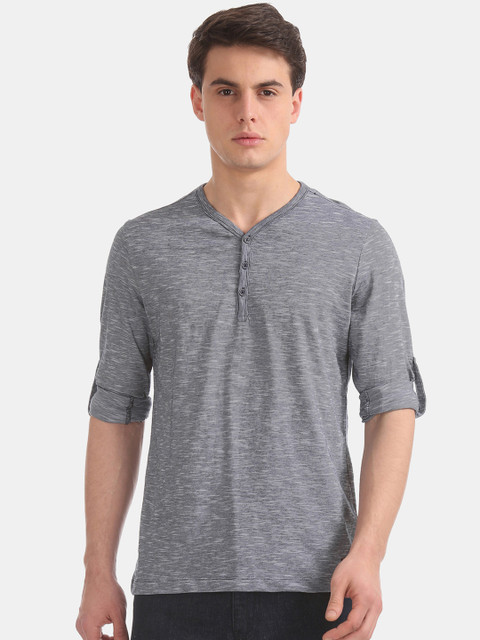 

Cherokee Men Blue Solid Henley Neck T-shirt