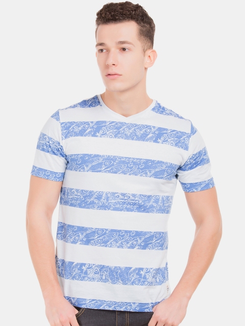 

Cherokee Men White & Blue Striped V-Neck T-shirt