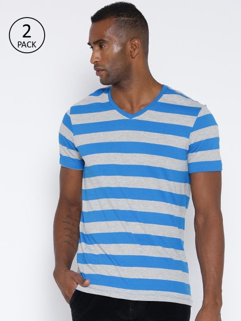 

Undercolors of Benetton Men Pack Of 2 Blue Striped V-Neck T-shirt