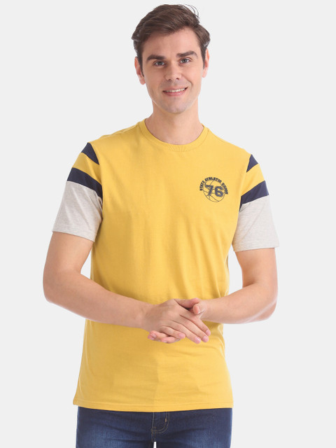 

Colt Men Yellow Solid Round Neck T-shirt