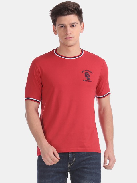 

Colt Men Red Solid Round Neck T-shirt