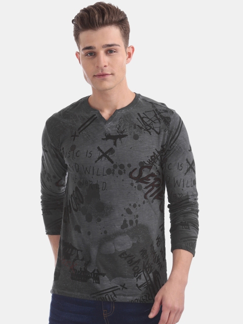 

Colt Men Grey & Black Printed Round Neck T-shirt