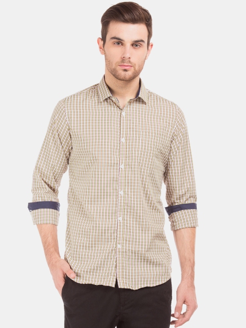 

Excalibur Men White & Yellow Slim Fit Checked Casual Shirt