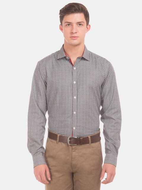 

Excalibur Men Black & Blue Regular Fit Checked Formal Shirt