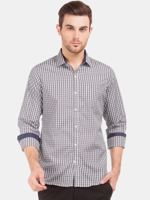 

Excalibur Men Grey & White Slim Fit Checked Casual Shirt