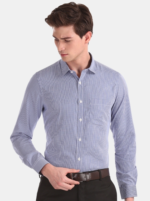 

Excalibur Men Blue & White Regular Fit Checked Formal Shirt