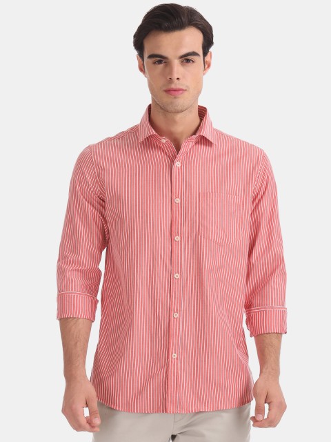 

Excalibur Men Coral Pink & White Regular Fit Striped Casual Shirt