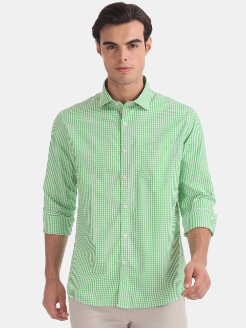 

Excalibur Men Green Regular Fit Checked Casual Shirt