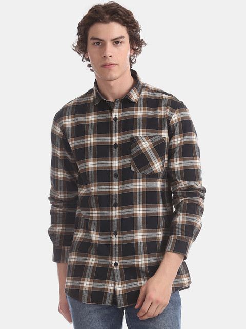 

Ruggers Men Brown & White Regular Fit Checked Casual Shirt