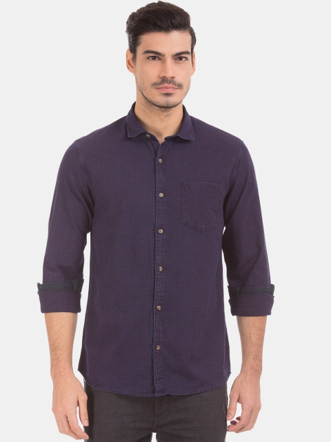 

Ruggers Men Purple Contemporary Regular Fit Checked Casual Shirt