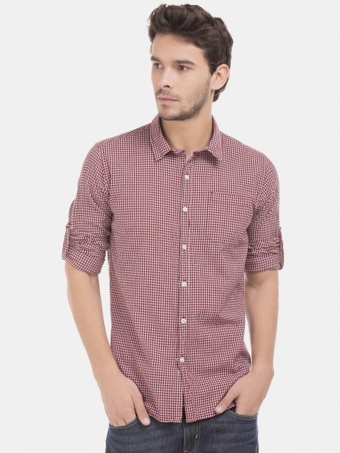 

Ruggers Men Red & Black Slim Fit Checked Casual Shirt