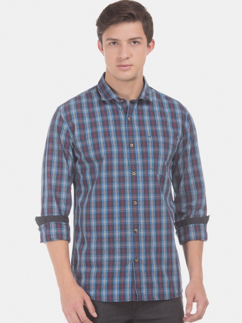 

Ruggers Men Blue & Red Contemporary Fit Checked Casual Shirt