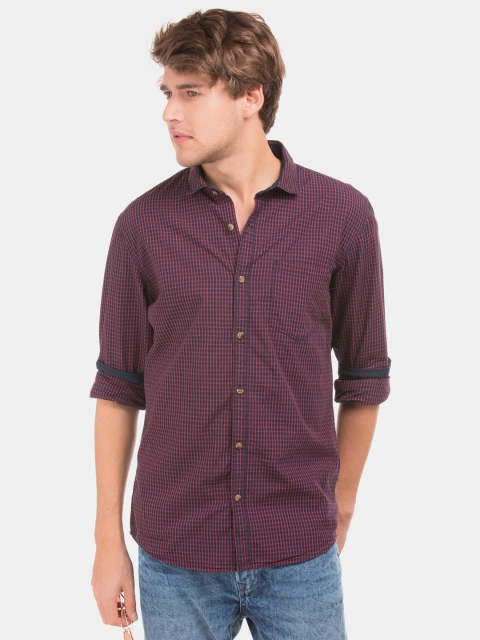 

Ruggers Men Maroon & Navy Blue Regular Fit Checked Casual Shirt