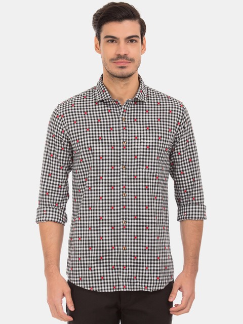 

Ruggers Men Black & White Contemporary Fit Checked Casual Shirt