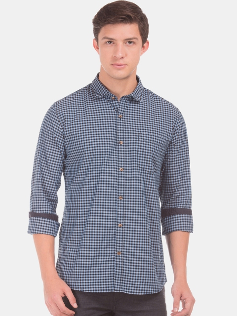 

Ruggers Men Blue & Black Regular Fit Checked Casual Shirt