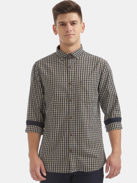 

Ruggers Men Yellow & Navy Blue Regular Fit Checked Casual Shirt