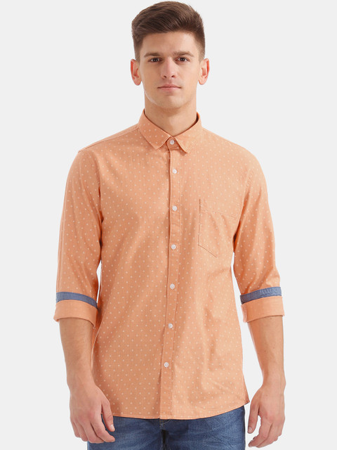 

Ruggers Men Orange Regular Fit Floral Printed Casual Shirt