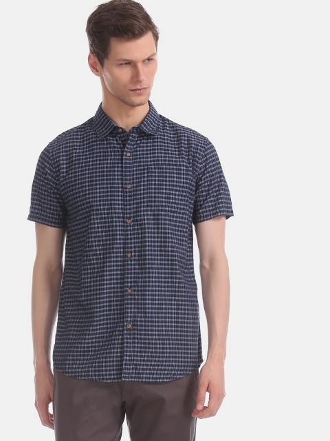

Ruggers Men Navy Blue & White Regular Fit Checked Casual Shirt