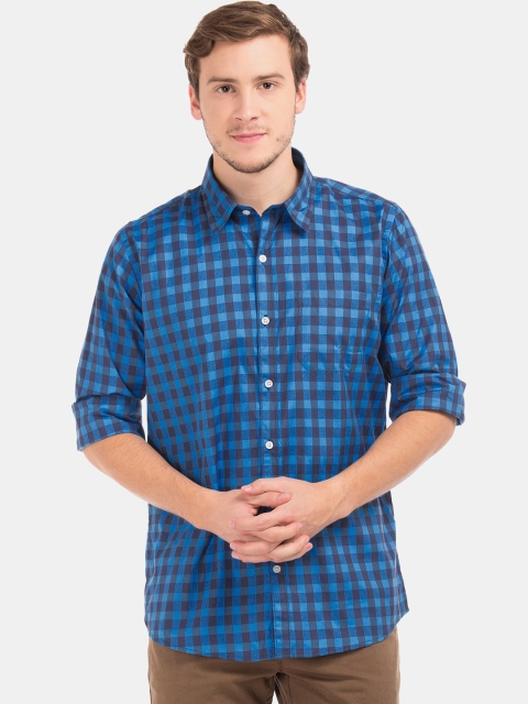 

Ruggers Men Blue Regular Fit Checked Casual Shirt