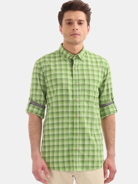 

Ruggers Men Green Regular Fit Checked Casual Shirt