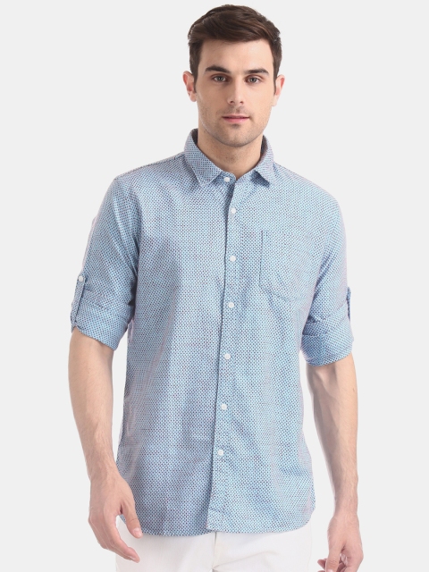 

Ruggers Men Blue & Red Regular Fit Self Design Casual Shirt