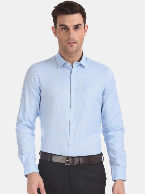 

Excalibur Men Blue Regular Fit Solid Formal Shirt