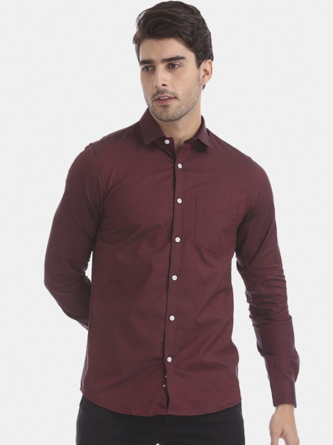 

Excalibur Men Brown Slim Fit Solid Casual Shirt