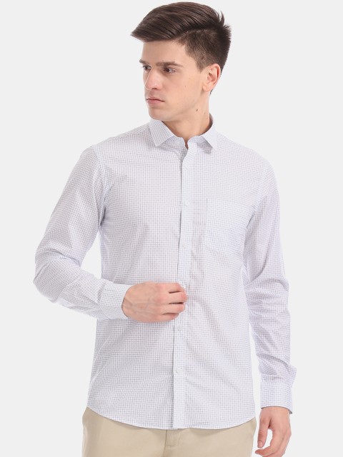 

Excalibur Men White Slim Fit Checked Casual Shirt