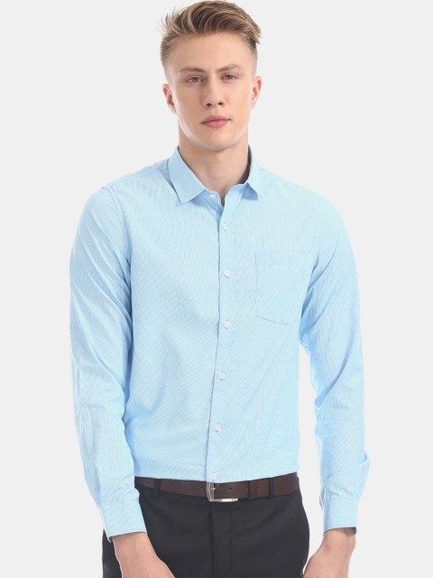 

Excalibur Men Blue Regular Fit Solid Formal Shirt
