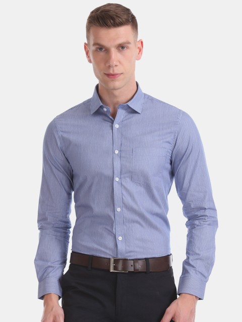 

Excalibur Men Blue Slim Fit Striped Formal Shirt