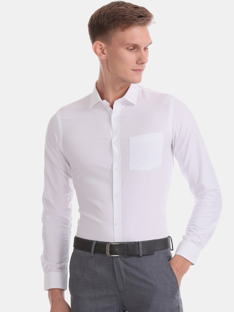 

Excalibur Men White Slim Fit Solid Formal Shirt