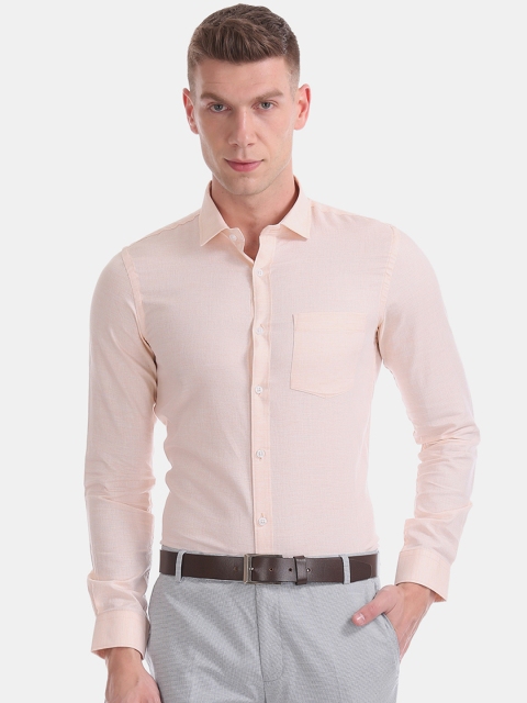 

Excalibur Men Peach-Coloured Slim Fit Self Design Formal Shirt
