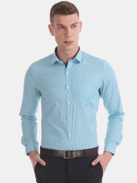 

Excalibur Men Green & Black Slim Fit Striped Formal Shirt